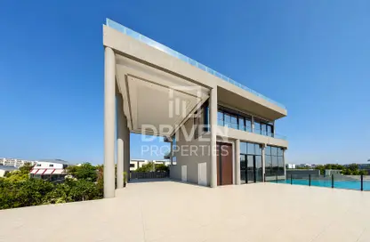 Villa - 6 Bedrooms for sale in West Yas - Yas Island - Abu Dhabi
