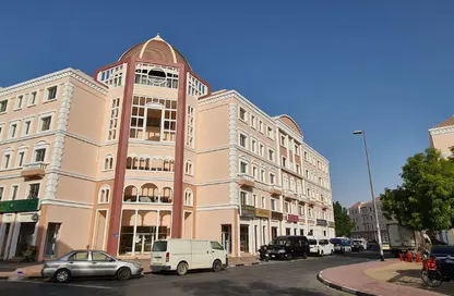 شقة - 1 حمام للايجار في U20 - طراز إيطالي - المدينة العالمية - دبي