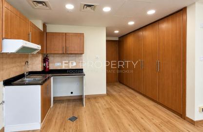 Apartment - Studio - 1 for rent in Lago Vista B - Lago Vista - Dubai Production City (IMPZ) - Dubai