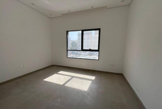 78188100 - Property Image 2