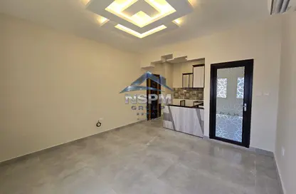 Apartment - 1 Bathroom for rent in Al Saada Street - Al Mushrif - Abu Dhabi