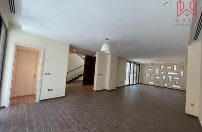 Villa - 4 Bedrooms - 6 Bathrooms for rent in Umm Suqeim 2 Villas - Umm Suqeim 2 - Umm Suqeim - Dubai