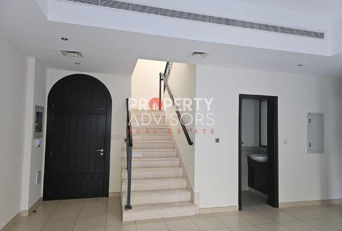 16074305 - صورة العقار 3