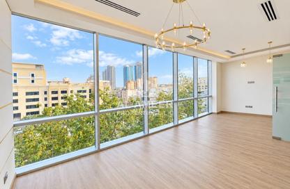 Office Space - Studio - 1 for rent in Emaar Business Park Building 4 - Emaar Business Park - Sheikh Zayed Road - Dubai Office Space - Studio - 1 for rent in Emaar Business Park Building 4 - Emaar Business Park - Sheikh Zayed Road - Dubai