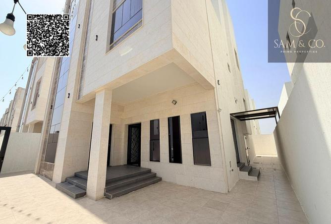 107300417 - Property Image 2