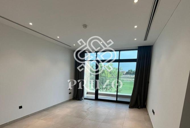 73840219 - Property Image 3