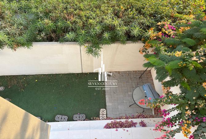 Spacious 3 BR with Maid| Closed Kitchen | Vacant photo 2