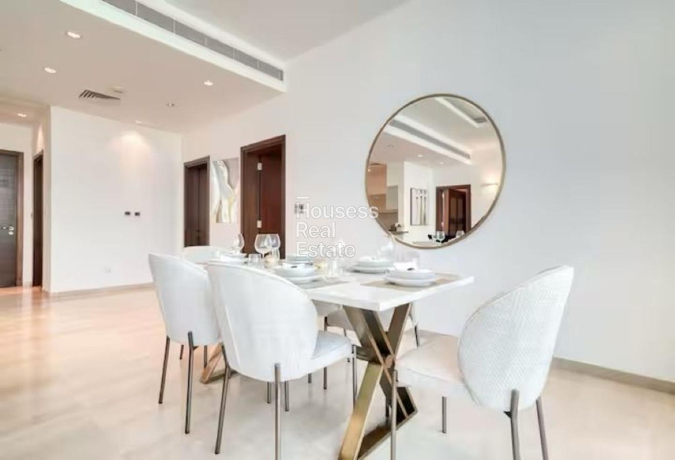 Upgraded Furnished | Sea View | High Floor photo 3