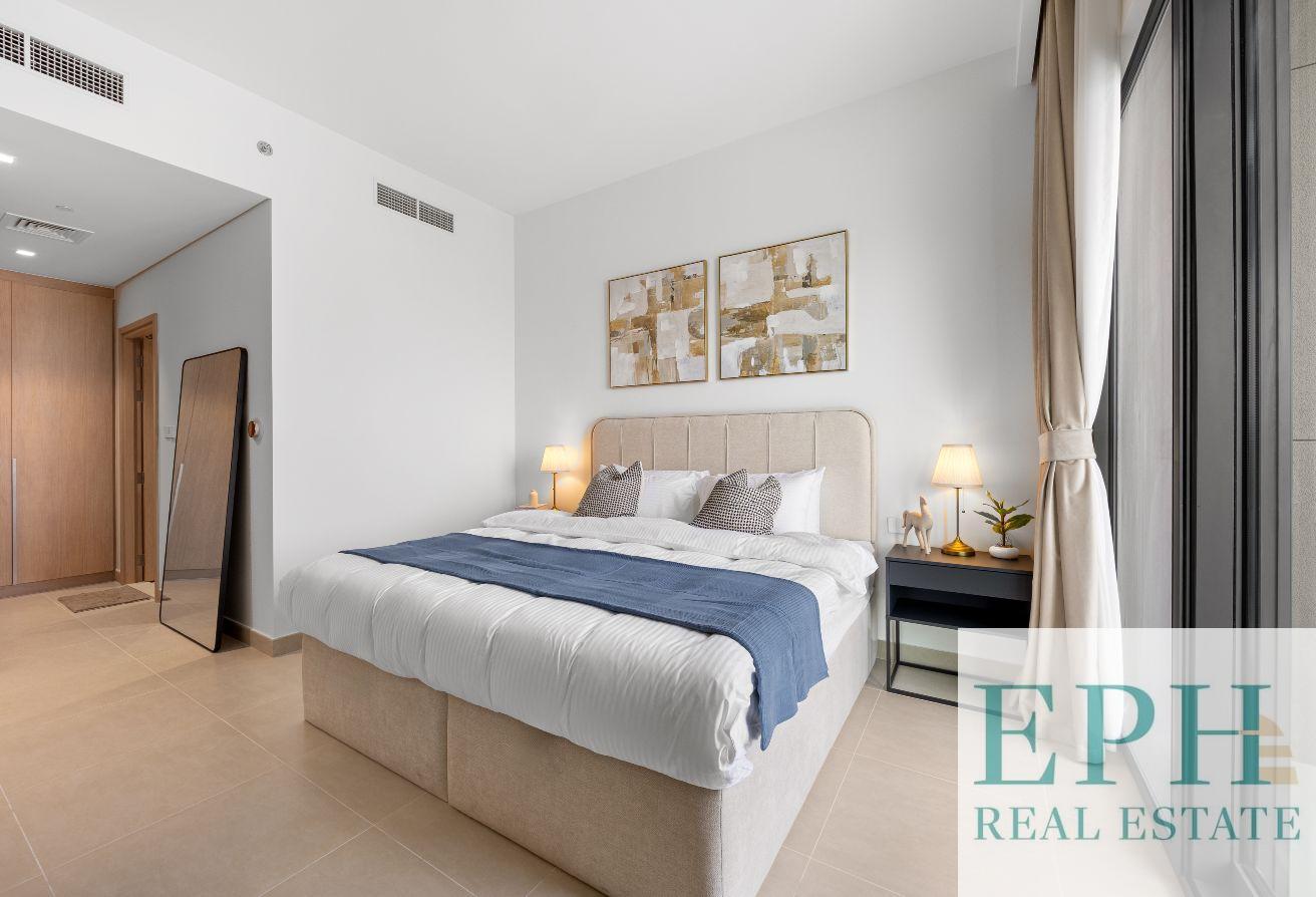 FULL SEA VIEW | FULLY FURNISHED | UPGRADED UNIT photo 5