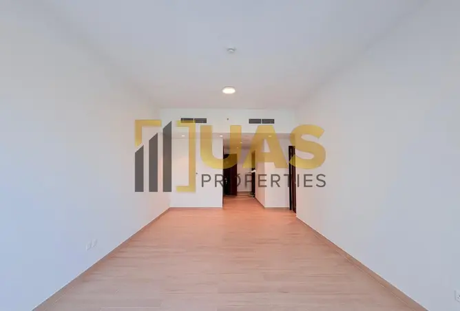 156929102 - Property Image 2