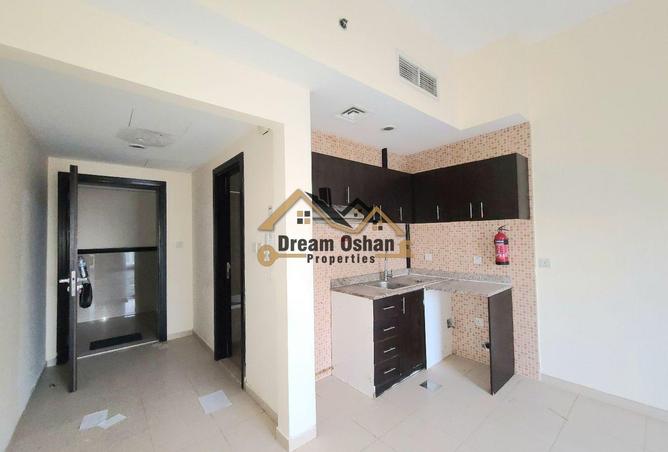 Studio Apartment with Landmark View in DSO photo 3