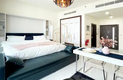 Apartment - 1 Bathroom for rent in Miraclz Tower by Danube - Arjan - Dubai
