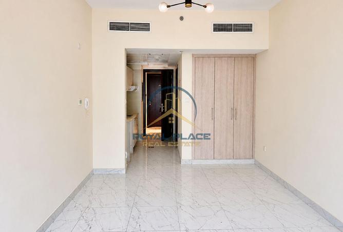 129312003 - Property Image 2