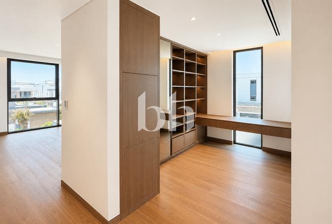 111854830 - Property Image 3
