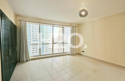 Apartment - 2 Bedrooms - 2 Bathrooms for rent in The Torch - Dubai Marina - Dubai