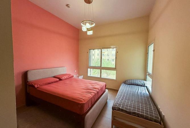 98707857 - Property Image 3