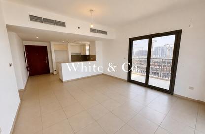 Apartment - 3 Bedrooms - 3 Bathrooms for sale in Zahra Apartments 2B - Zahra Apartments 2 - Zahra Apartments - Town Square - Dubai