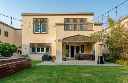 Villa - 3 - 3 for sale in District 7 - Jumeirah Park - Dubai