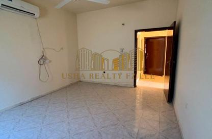 Staff Accommodation - Studio - 3 Bathrooms for rent in Downtown Fujairah - Fujairah Staff Accommodation - Studio - 3 Bathrooms for rent in Downtown Fujairah - Fujairah