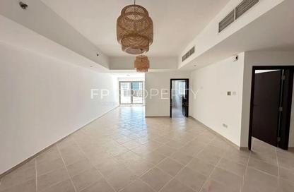 Apartment - 3 Bedrooms - 4 Bathrooms for rent in Al Shafar Tower 2 - Al Shafar Tower - Barsha Heights (Tecom) - Dubai
