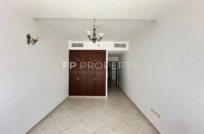 Apartment - 3 Bedrooms - 4 Bathrooms for rent in Al Shafar Tower 2 - Al Shafar Tower - Barsha Heights (Tecom) - Dubai