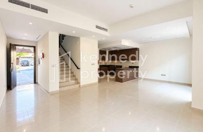 Townhouse - 3 - 4 for rent in Cordoba - Bloom Living - Zayed City (Khalifa City C) - Khalifa City - Abu Dhabi