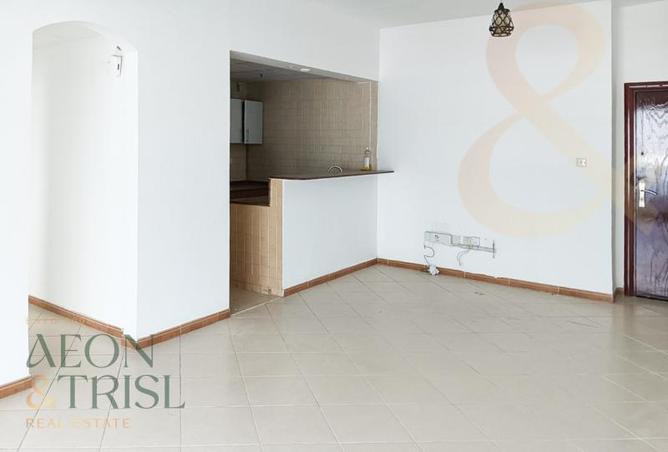 73853121 - Property Main Image