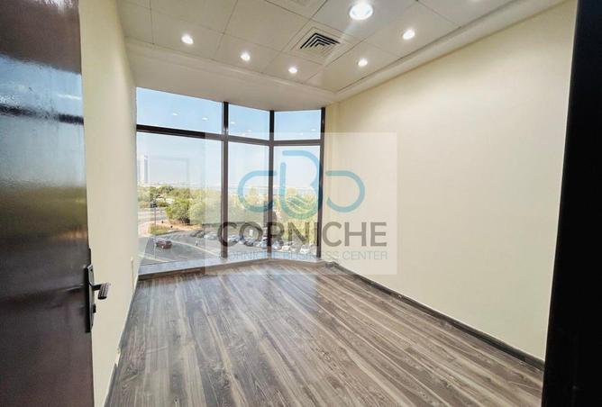 81954093 - Property Image 3