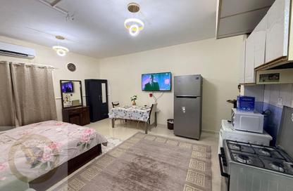 Apartment - Studio - 1 Bathroom for rent in Al Qulaya'ah - Al Sharq - Sharjah