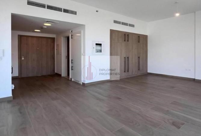 132484799 - Property Image 3