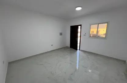 Apartment - 1 Bedroom - 1 Bathroom for rent in Shakhbout City - Abu Dhabi