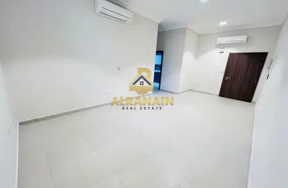 شقة - 2 غرف نوم - 2 حمامات للايجار في الرويكة - المويجي - العين