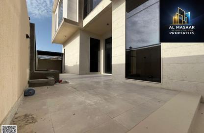 Villa - 5 Bedrooms - 7 Bathrooms for sale in Al Rawda 2 - Al Rawda - Ajman