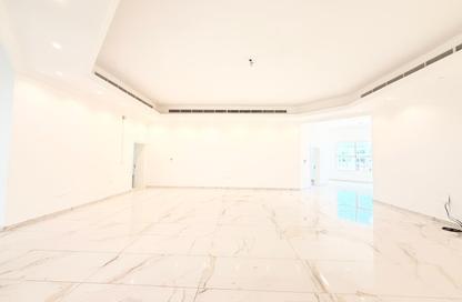 Villa - 6 Bedrooms - 7+ Bathrooms for rent in Shi'bat Al Wutah - Al Ain