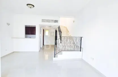 Townhouse - 2 Bedrooms - 2 Bathrooms for rent in The Townhouses at Al Hamra Village - Al Hamra Village - Ras Al Khaimah