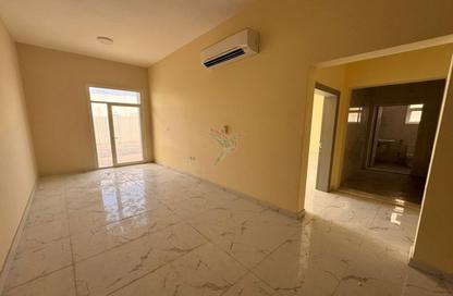 Villa - 3 Bedrooms - 5 Bathrooms for rent in Dhaher 5 - Al Dhahir - Al Ain