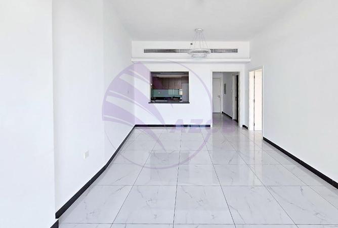 98704035 - Property Main Image
