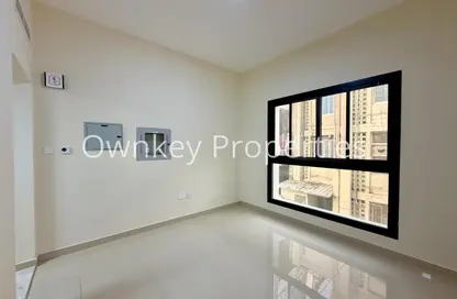 شقة - 1 حمام للايجار في ساحة الكرامة - الكرامة - دبي شقة - 1 حمام للايجار في ساحة الكرامة - الكرامة - دبي