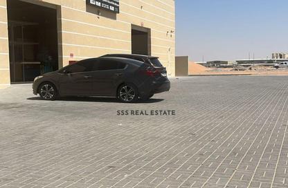 Warehouse - Studio for rent in Umm Dir - Umm Al Quwain