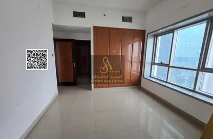 شقة - 2 غرف نوم - 3 حمامات للبيع في برج الكورنيش - طريق كورنيش عجمان - عجمان