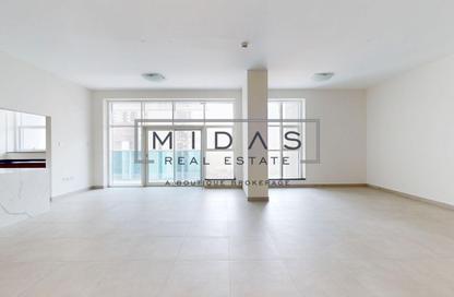 Apartment - 3 Bedrooms - 4 Bathrooms for rent in Marina Arcade Tower - Dubai Marina - Dubai