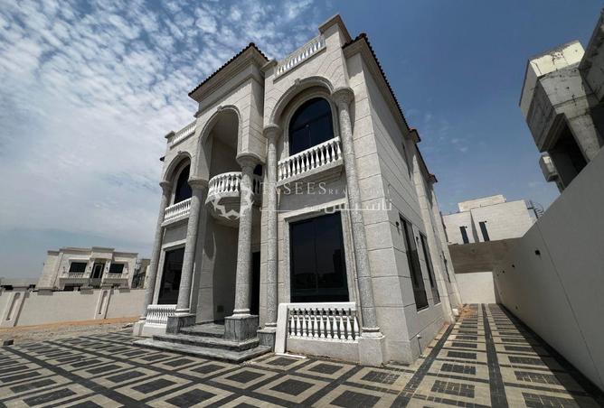 73111563 - Property Image 3