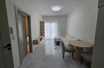 شقة - غرفة نوم - 2 حمامات للبيع في بوابة إكويتي - جبل علي - دبي