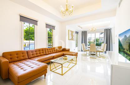Villa - 3 Bedrooms - 4 Bathrooms for rent in Springs 7 - The Springs - Dubai