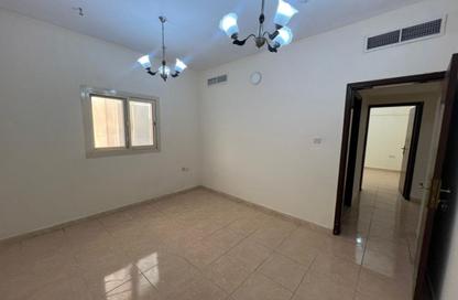Apartment - 2 Bedrooms - 2 Bathrooms for rent in Al Qulaya'ah - Al Sharq - Sharjah