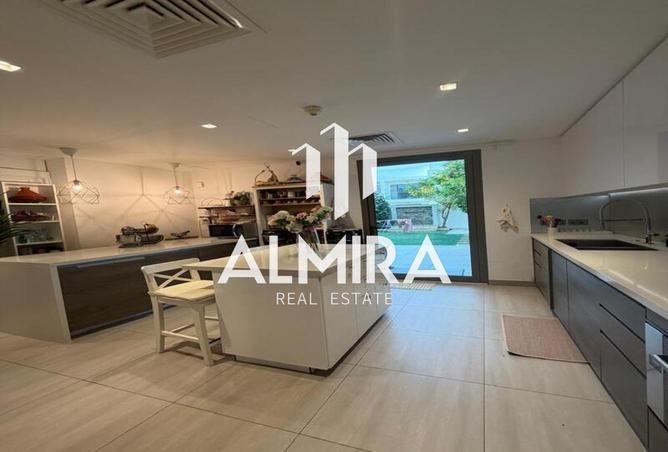 83231135 - الصورة الرئيسية للعقار