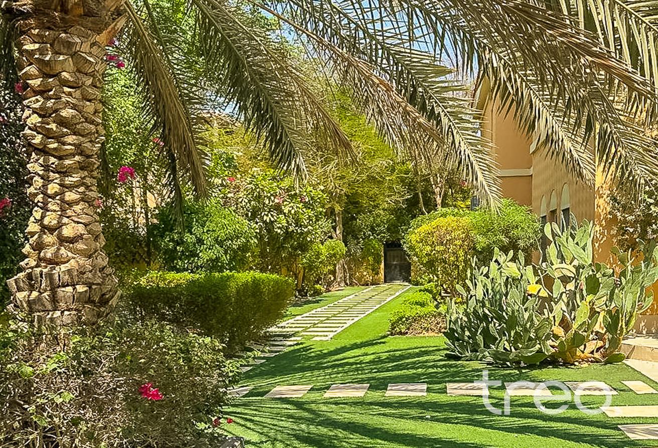 Huge Plot | Private Pool | Ponderosa photo 21