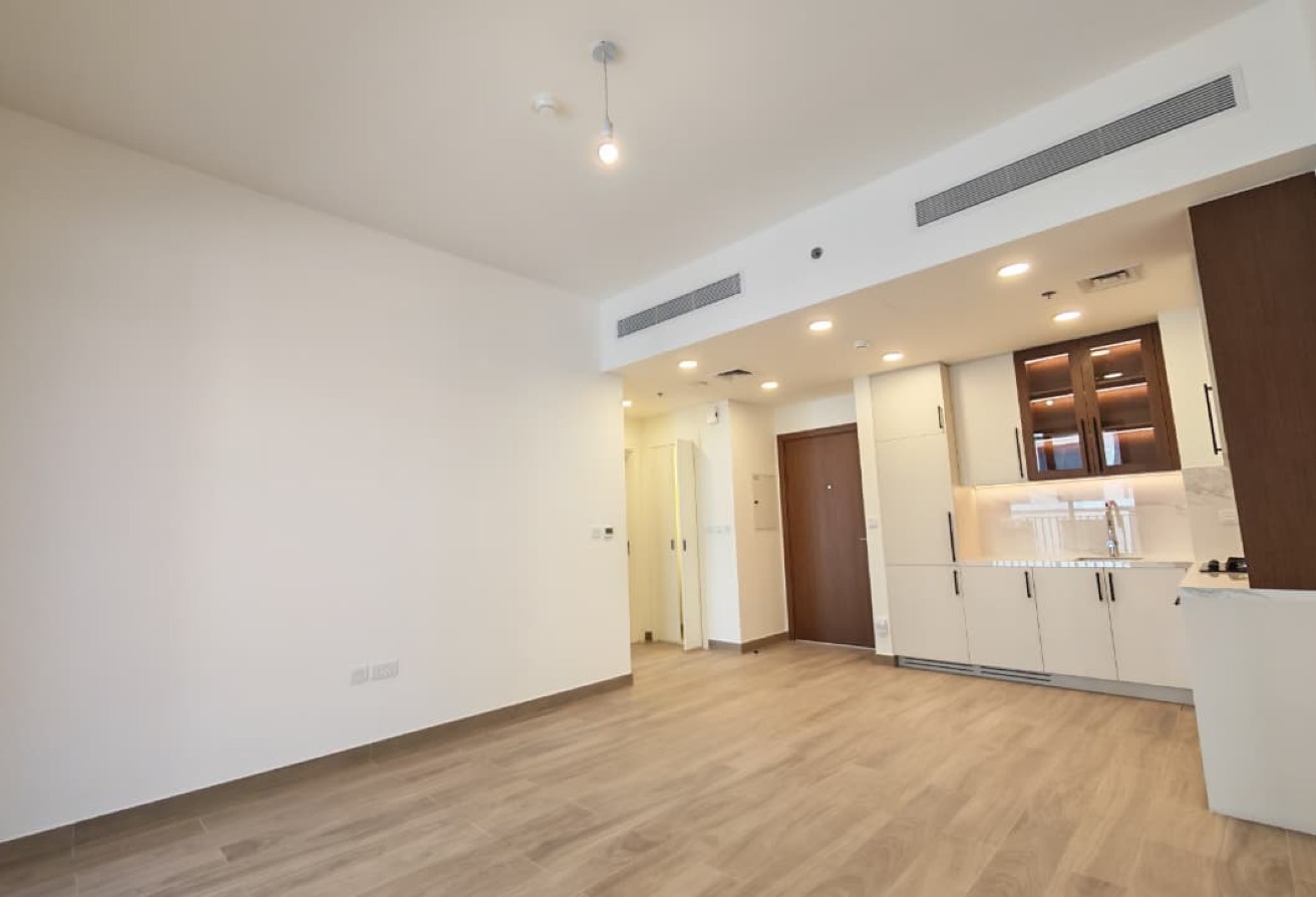 1 bedroom apartment in The Mayfair, Town Square: 7