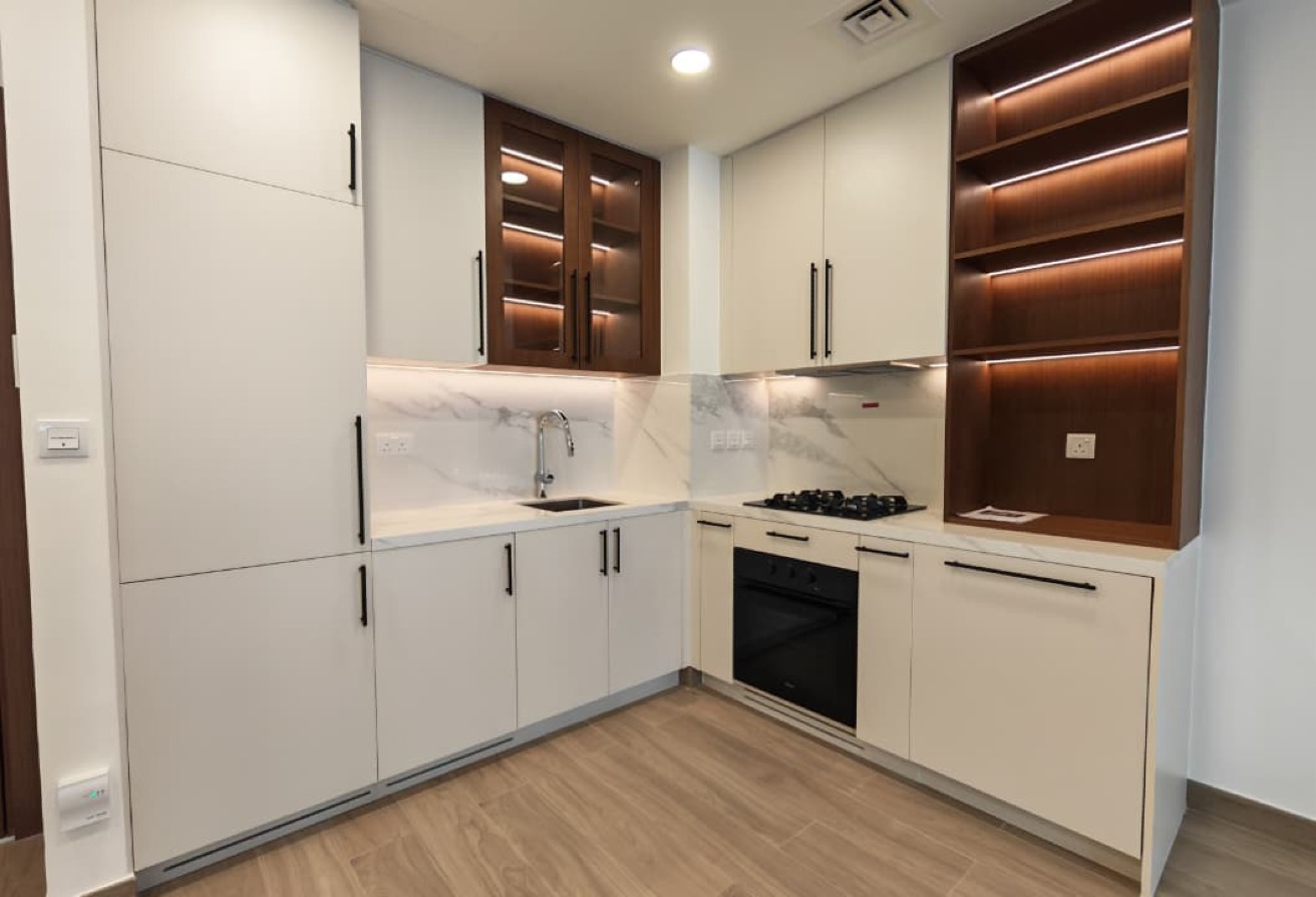 1 bedroom apartment in The Mayfair, Town Square: 9