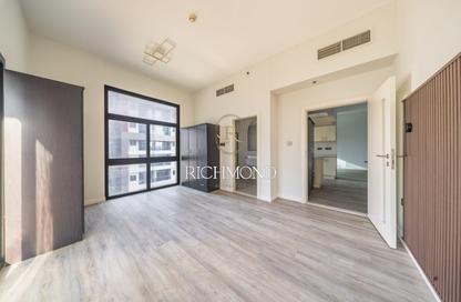 Apartment - 2 - 3 for sale in Zenith A1 Tower - Zenith Towers - Dubai Sports City - Dubai